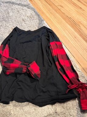 MACARON Black Top with Red and Black Buffalo Plaid Sleeves